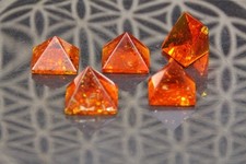 Bernstein Pyramide Groß 15 mm Energie