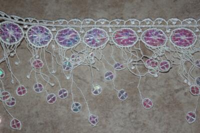2 yards cream Victorian VENISE fringe Lace trim iridescent sequins 5'' wide