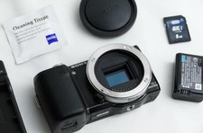 Sony NEX-5N Digital Camera Body Only Good Condition With Charger SD Card