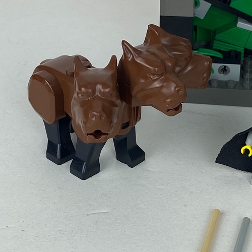 LEGO Harry Potter: Forbidden Corridor (4706) 100% Complete no Manual Free Post - Picture 3 of 10