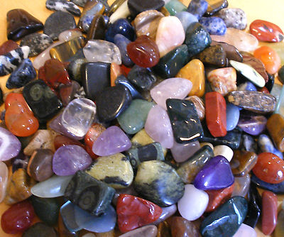 50 x GROSSE 23mm - 30mm VERSCHIEDENE POLIERTE TROMMELSTEINKRISTALLE GUTE AUSWAHL MIX