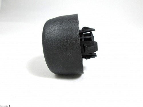Orig. Tapón de alojamiento de gato Mercedes-Benz para gato Clase V 639 447 - Imagen 2 de 3