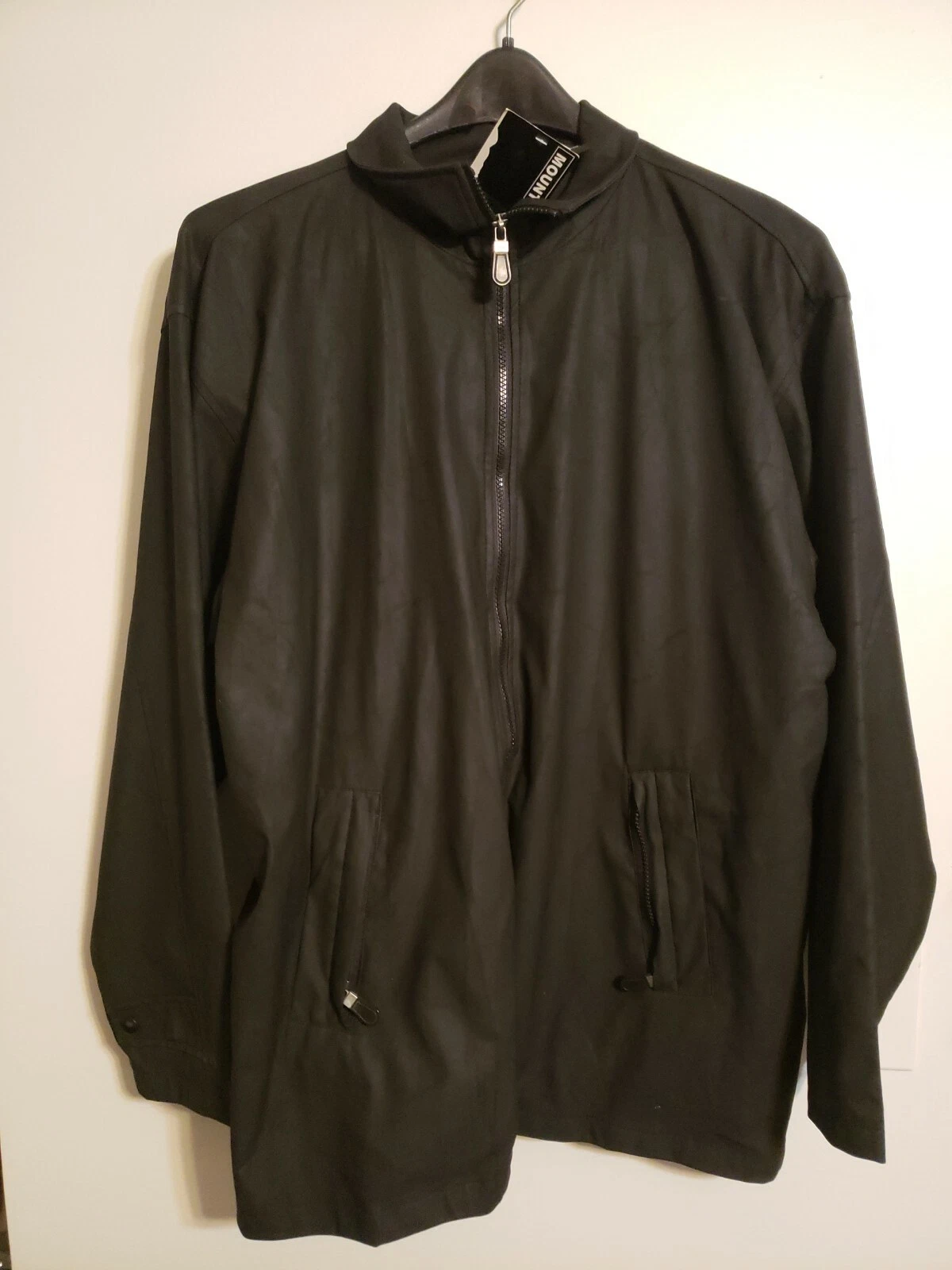 Mountain Club Jacket Men's Size Large Cellphone pocket