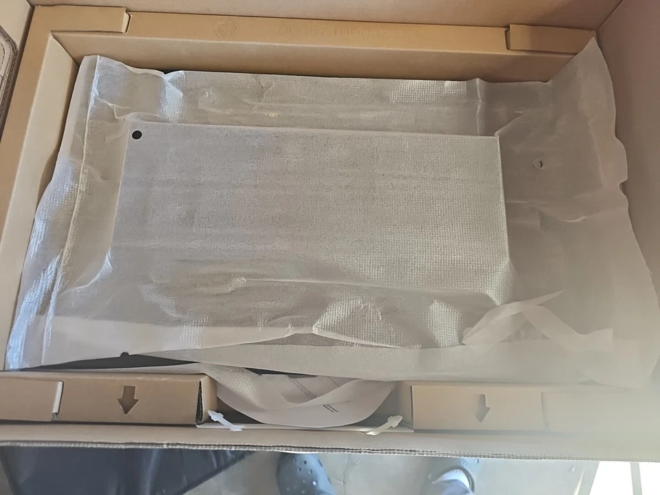 New Open Box Lenovo ThinkVision P24q-10 24" 2560x1440 60hz HDMI DP IPS LED - Image 4 of 4