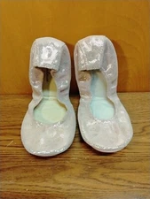 The Storehouse flats Women’s size 6 Pink Metallic slippers