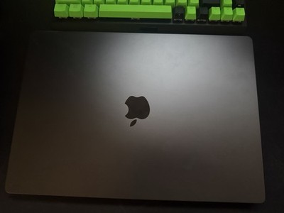 MacBook Pro 16  M4 Pro 48GB/1TB