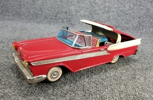 Cragstan 1959 Ford Fairlane Retractable Top Convertable Tin Litho Friction Japan