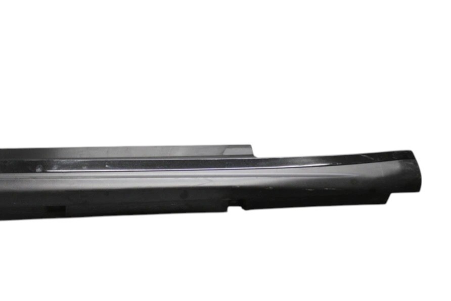 14-22 Maserati Ghibli Right Passenger Side Skirt Rocker Panel 670010791 OEM