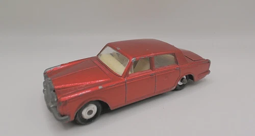 Vintage Lesney Matchbox Series No. 24 Rolls-Royce Silver Shadow Toy Car England