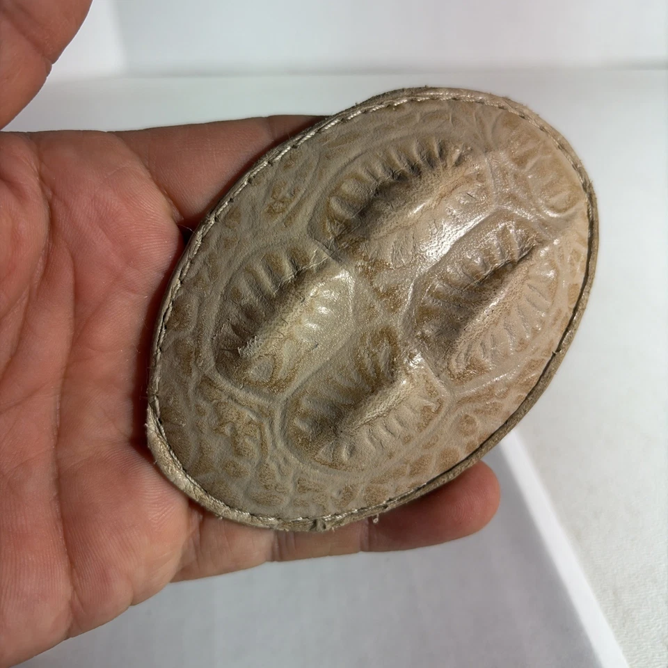 Hebilla de cinturón y lazo vaquero occidental vintage de cuero tostado beige en relieve Foto 2 de 4