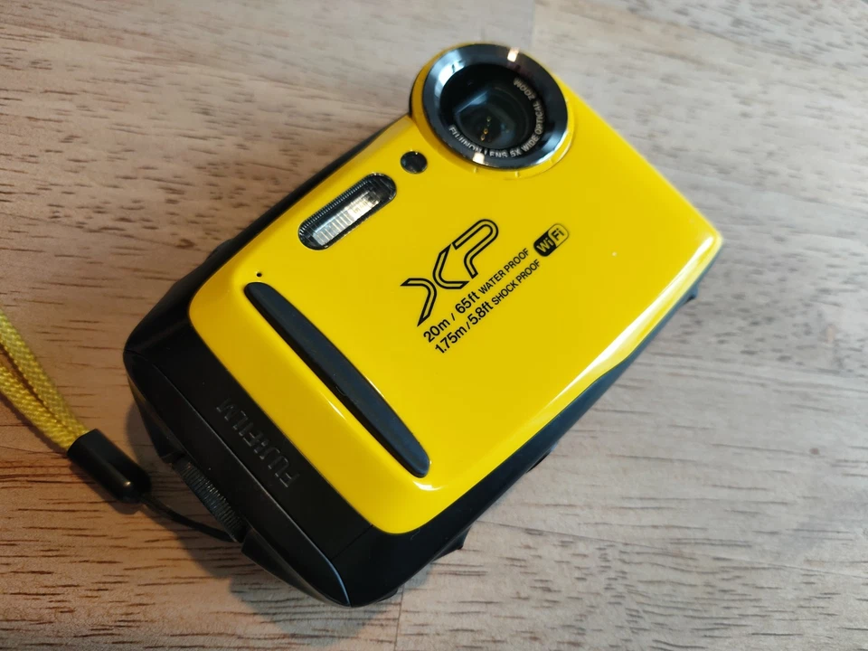 Fujifilm Finepix XP130 Shockproof Underwear Digital Camera 8gb Card - Image 2 of 4