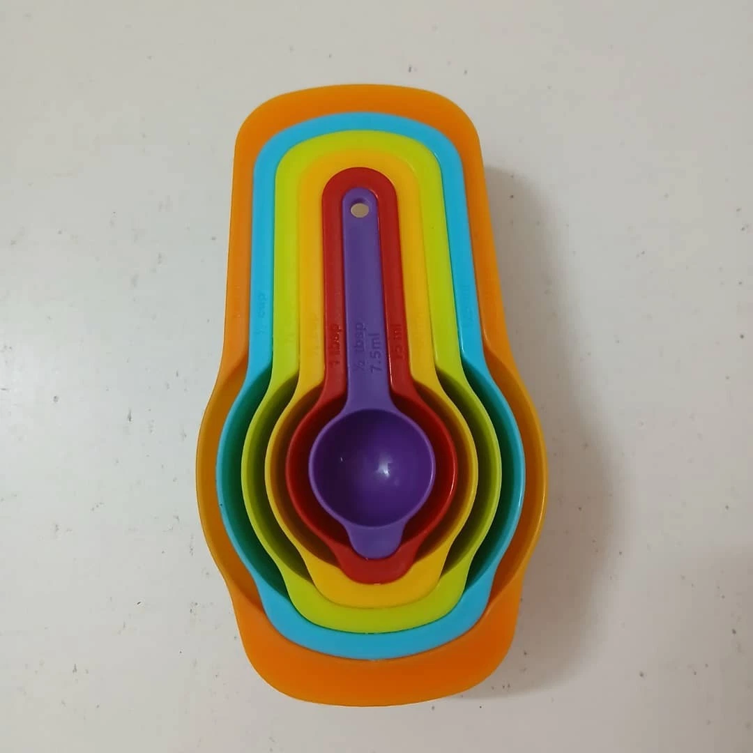 Measuring Cup Set 5 PCS Plastic Kitchen Baking Tools With Markings