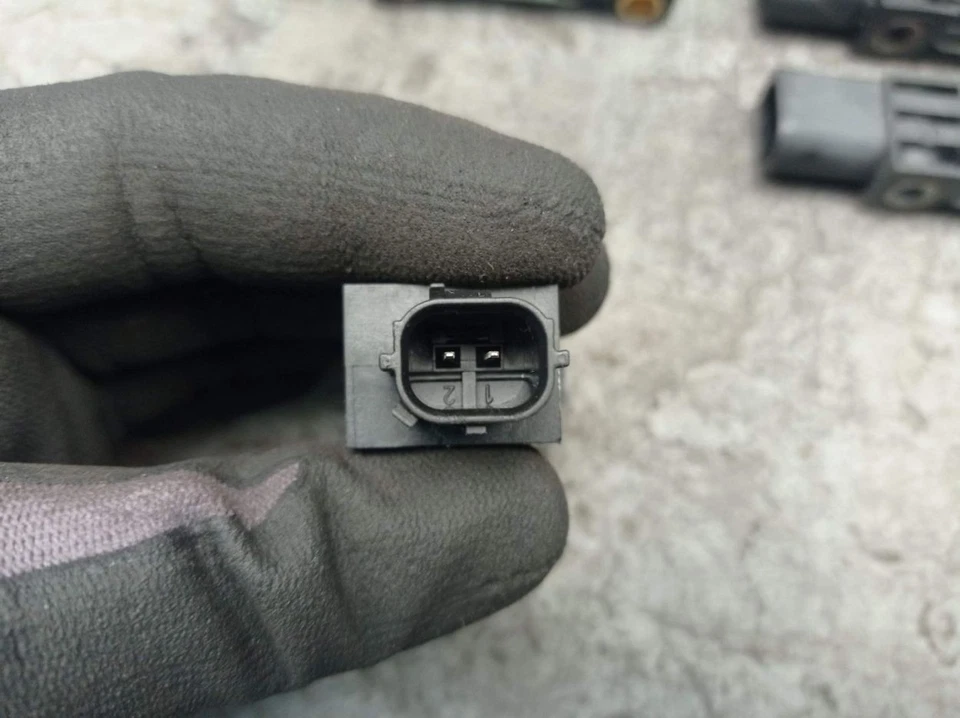 Sensore crash set 4 pezzi per MITSUBISHI COLT VI (Z2A, Z3A) PMR587419 PMR587418 - Immagine 4 di 4