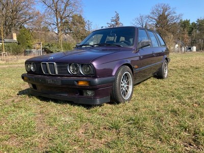 BMW E30 Touring Design Edition Daytona Purple