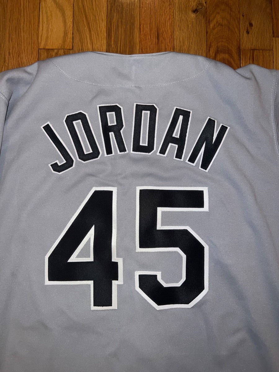 MICHAEL JORDAN AUTHENTIC Russell Athletic CHICAGO WHITE SOX Grey