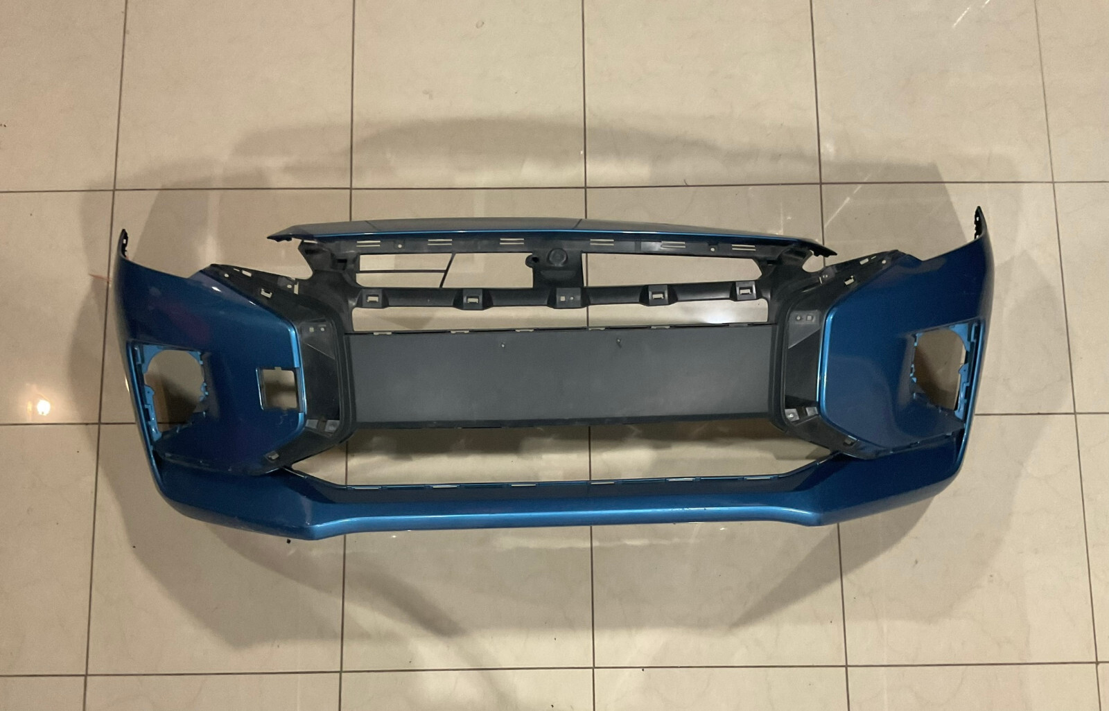 Front Bumper cover Blue Mitsubishi Space Star 2019 6400J973ZZ OEM