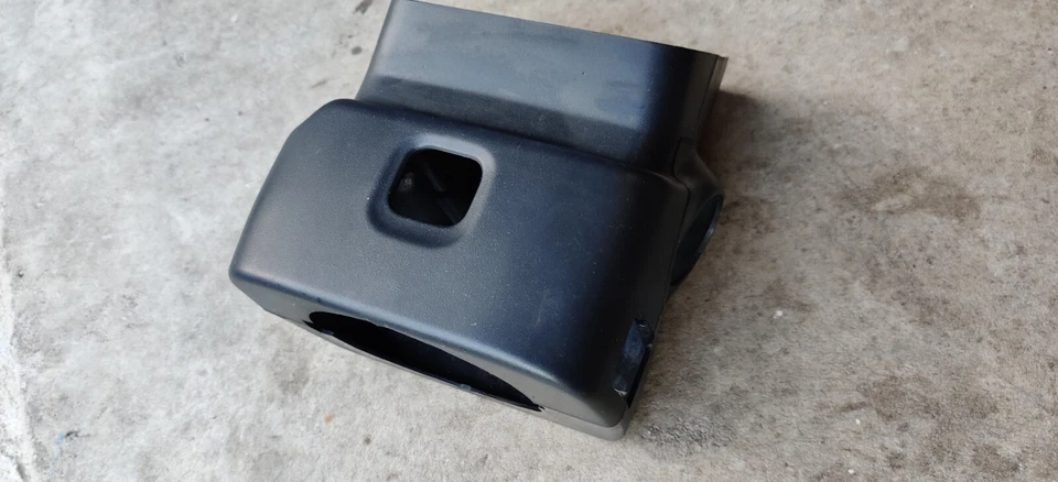 1994-1999 Subaru Legacy Steering Column Cover Trim - Image 2 of 4