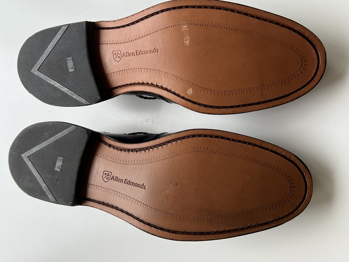 Allen Edmonds Cody Kiltie Tassel Loafers Black Casual Dress  display picture 2
