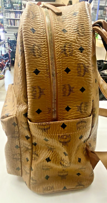 MCM Medium Stark Backpack in Visetos Leather Mix – Cognac