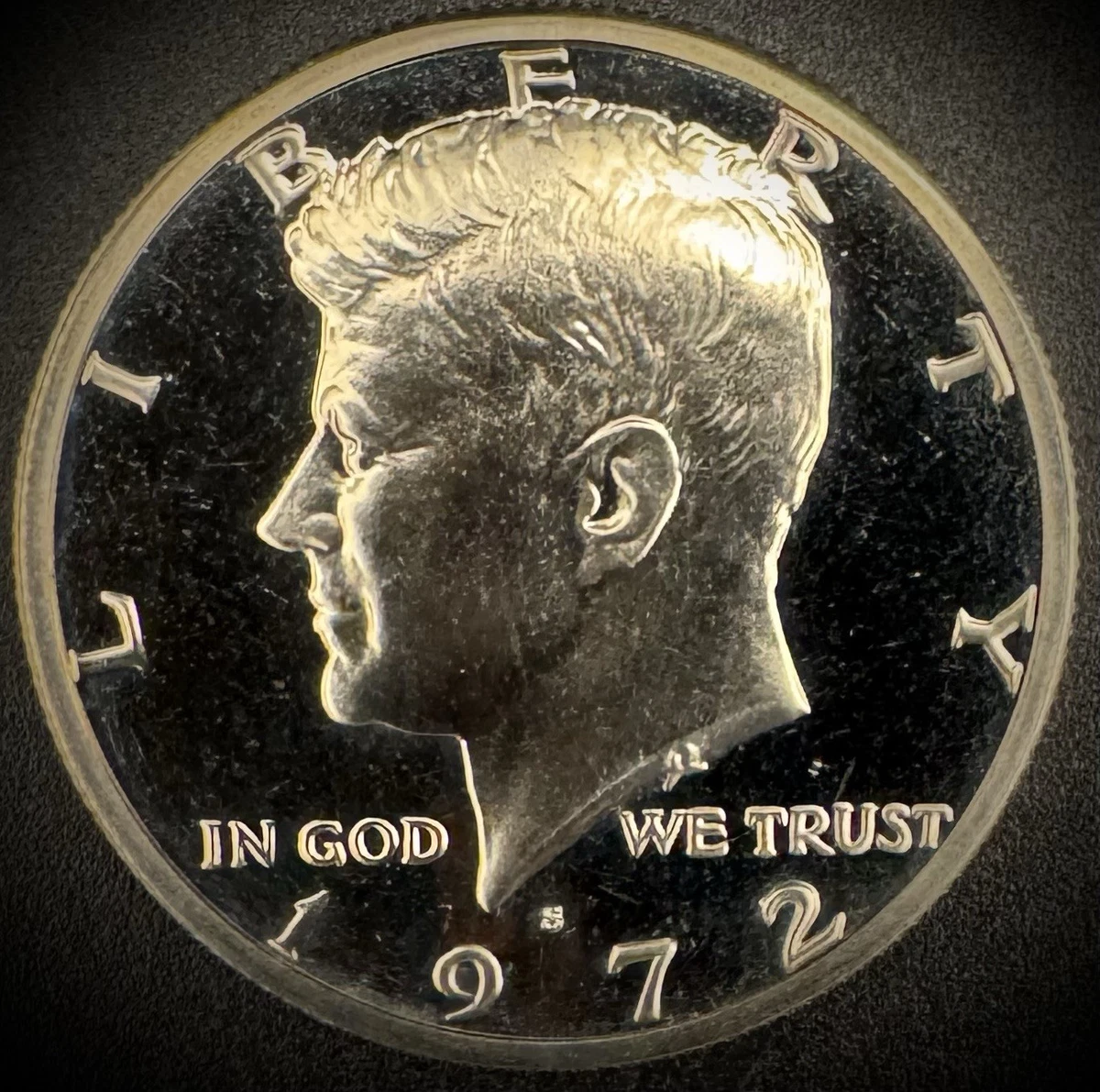 3888.　未使用　金メッキ　1972年 ジョン・F・ケネディ　ハーフドル Uncirculated 1972 Kennedy US Half Dollars (1964-Now) for sale | eBay