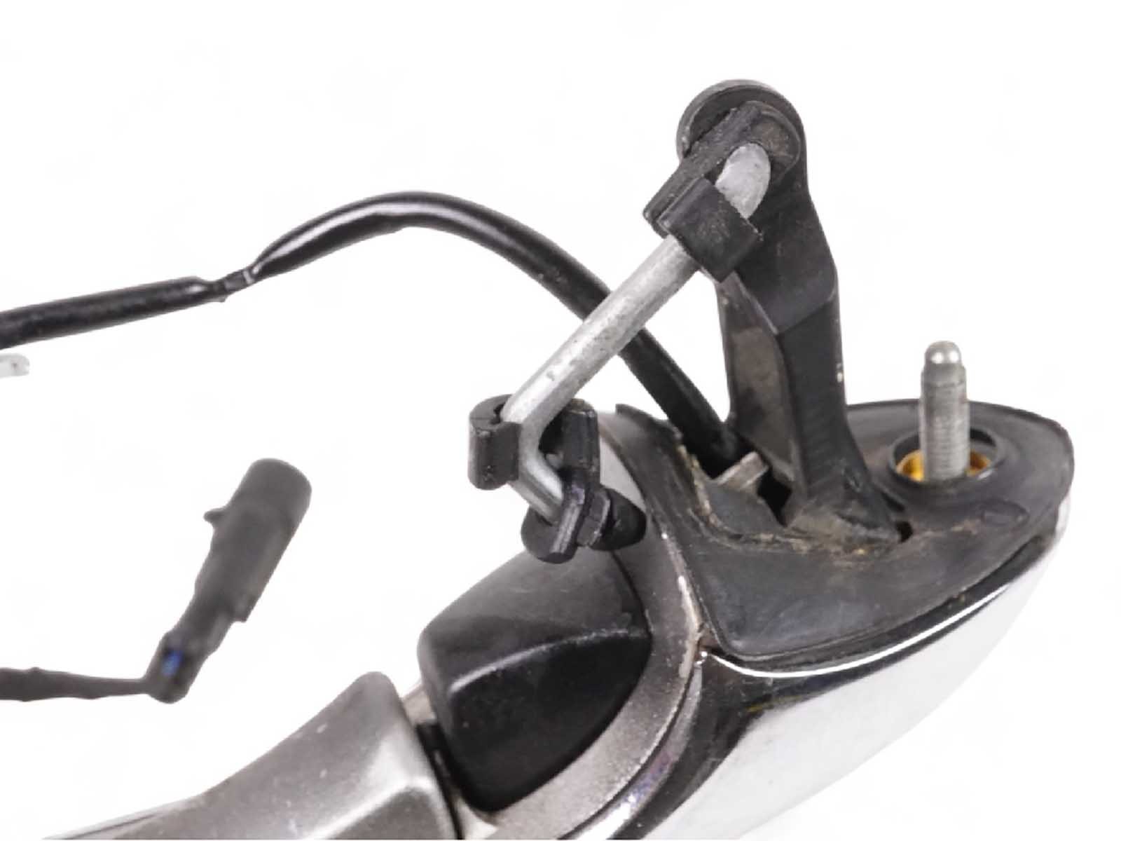2003 - 2012 MASERATI QUATTROPORTE M139 DOOR HANDLE OPENER EXTERIOR RIGHT OEM