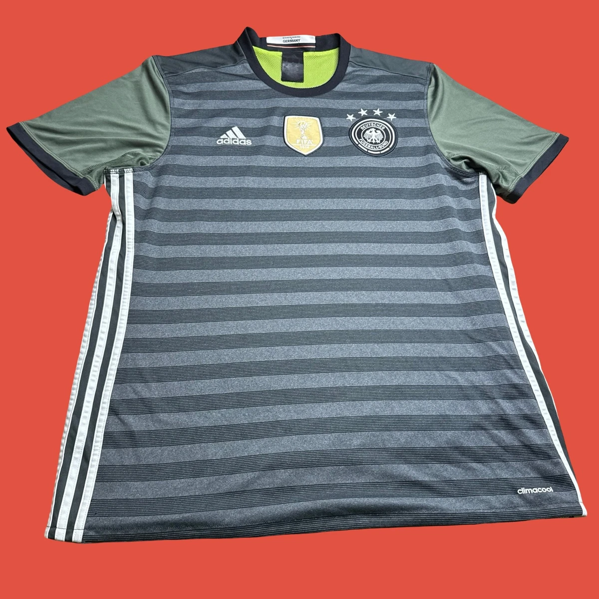 Maillot De Football SV Schalding Eining Passau Allemagne - Taille L, Adidas, Numéro 22, D'occasion Porté