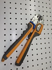 ERG 4255 STAKON Thomas & Betts crimper