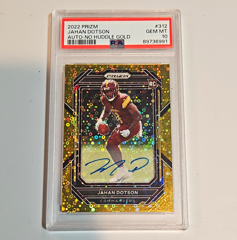 2022 Panini Prizm Jahan Dotson RC No Huddle Gold Auto #312 /10 PSA 10