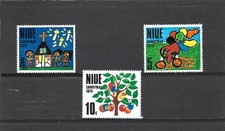 Niue 1975 Christmas Set of 3 MNH