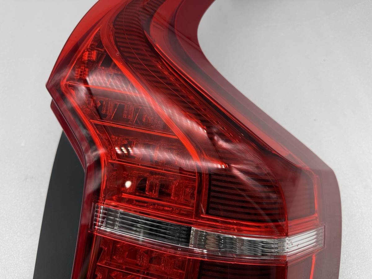 💥2016-2022 VOLVO XC90 RIGHT SIDE PASS TAIL LIGHT TAIL LAMP OEM