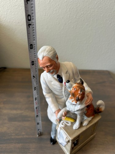 Vintage Royal Doulton "Thanks Doc" HN2731 Vet & Collie Dog Figurine - Picture 9 of 9