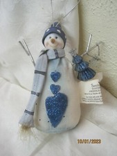 Vintage Santa's Best blue white fabric Christmas Snwoman #34
