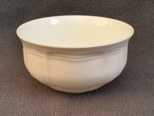 MIKASA BONE CHINA ANTIQUE WHITE DESSERT FRUIT...