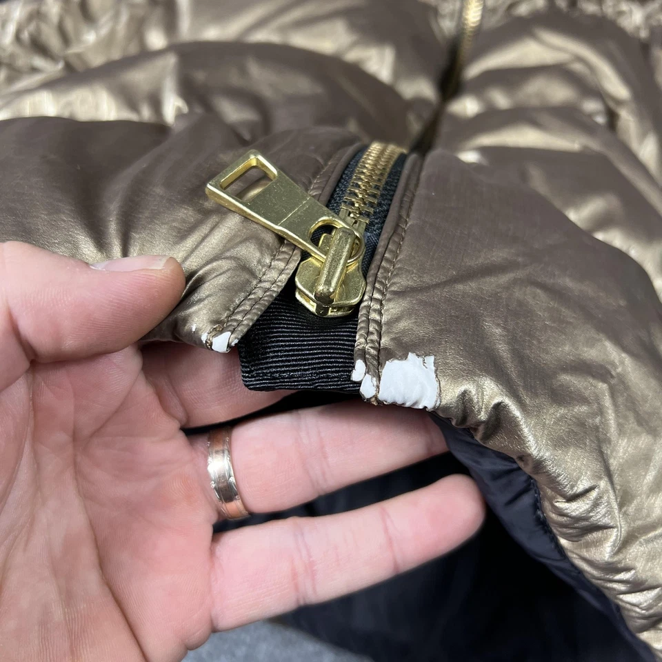 Athleta Alicia Keys KEYS Puffer 夹克女式中号金属金色绗缝羽绒 — 第 2/4 张图片