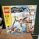 LEGO Pirates Soldiers Fort 70412 234-Piece Complete Set Boxed Vintage