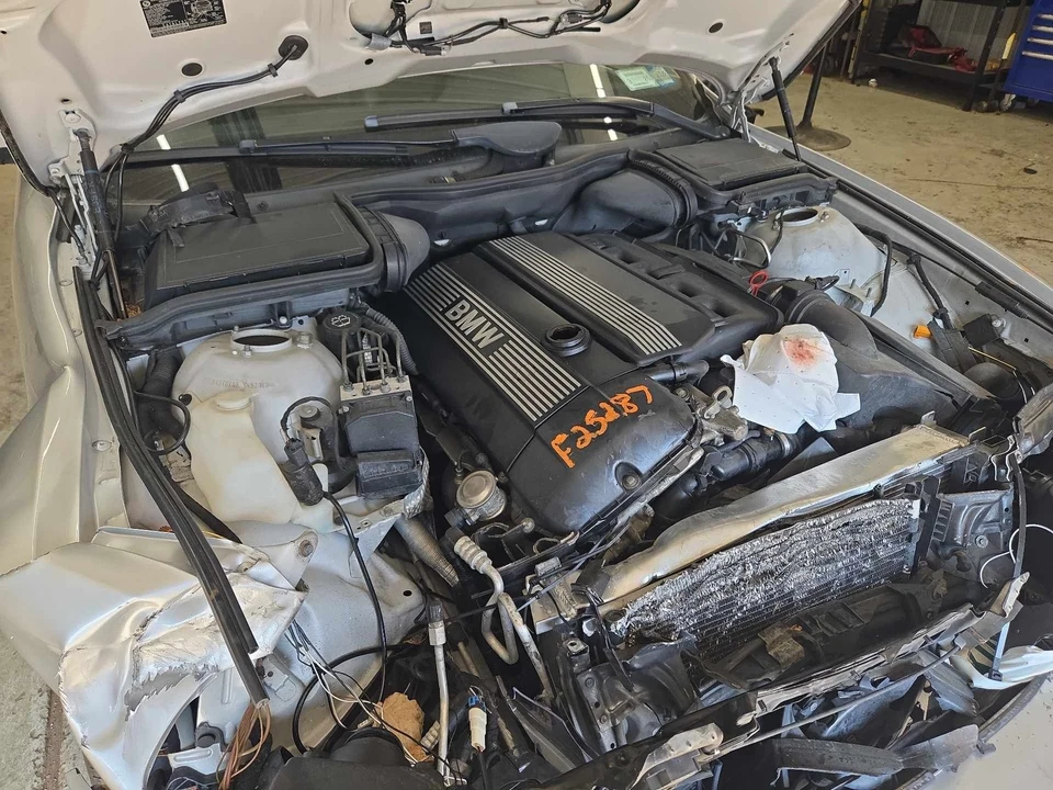 Used Front Left Seat Belt Front fits: 2002 Bmw 530I bucket driver retractor w/o - Image 4 of 4