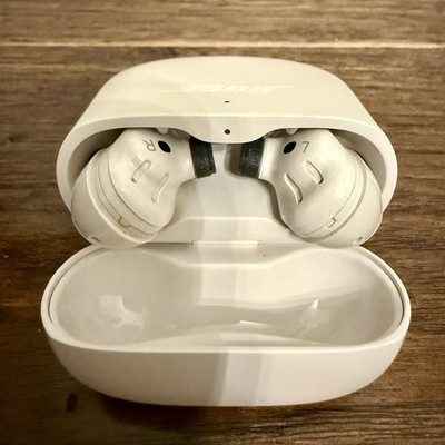 Bose QuietComfort Earbuds II Wireless Noise Canceling Earbuds - White