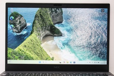 Ultra-Light NEC LAVIE Direct PM i7-1165G7 16GB SSD 1TB 13.3