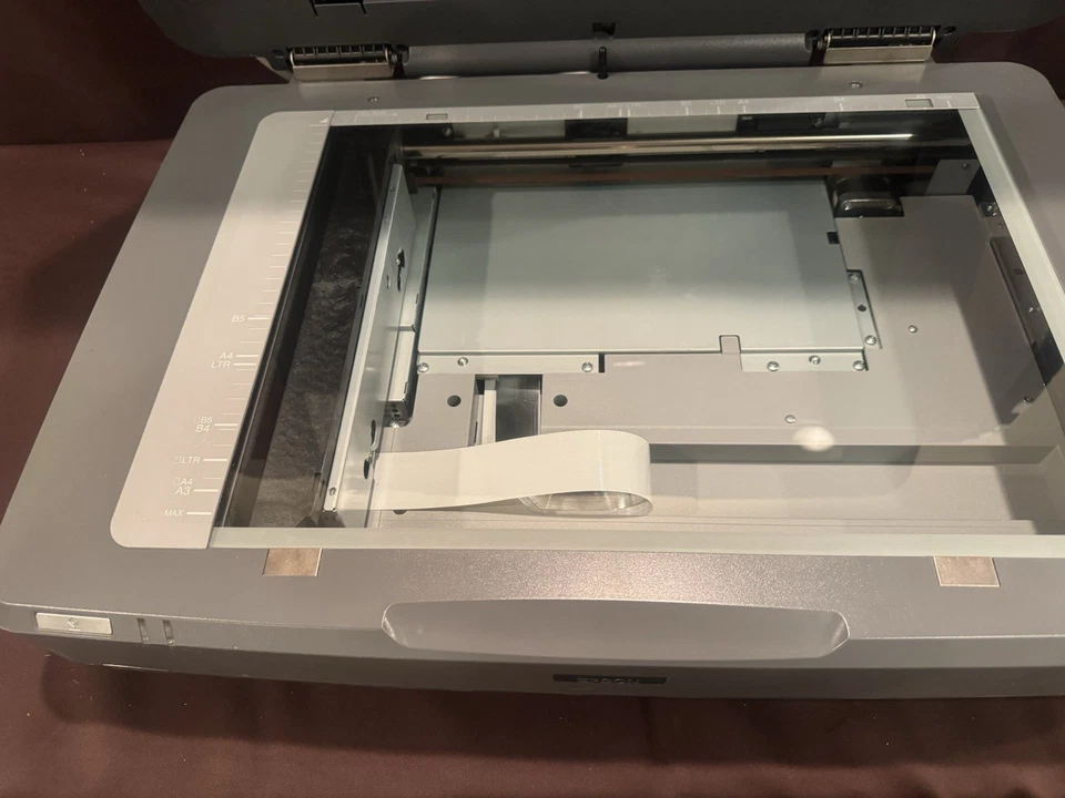 Epson Expression 11000XL Flatbed Scanner Model J331A - Tested/Functional - Image 3 of 4