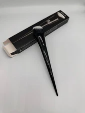 KAT VON D : Lock-It Edge Foundatio Brush #10 - KVD - 100% Authentic $30 + Retail