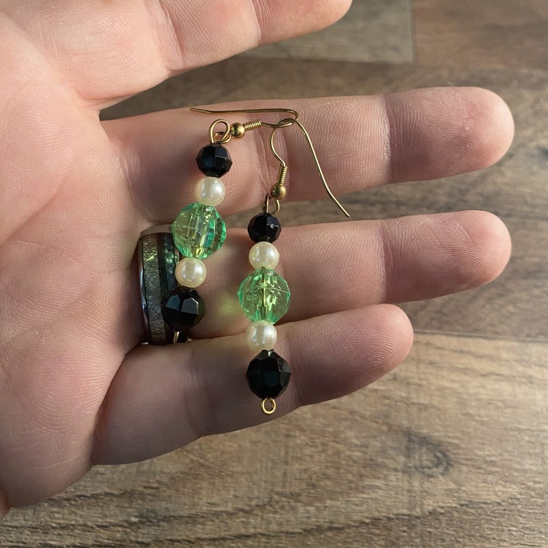 Black Green White Beaded Dangle Drop Earring Set Costume Jewelry