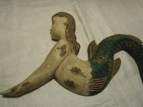 VINTAGE PARETE LEGNO INTAGLIATO SIRENA VERNICE INVECCHIATA invecchiato Filippine 17” W anni '90 - Foto 4 di 10
