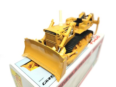 Komatsu D355A Dozer with Ripper - Diapet 1:50 Scale Diecast Model