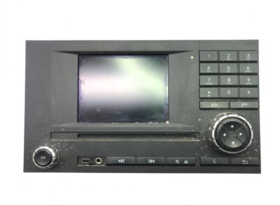 A0004467662 7620000236 Radio W/ Navi System BOSCH MERCEDES Actros 