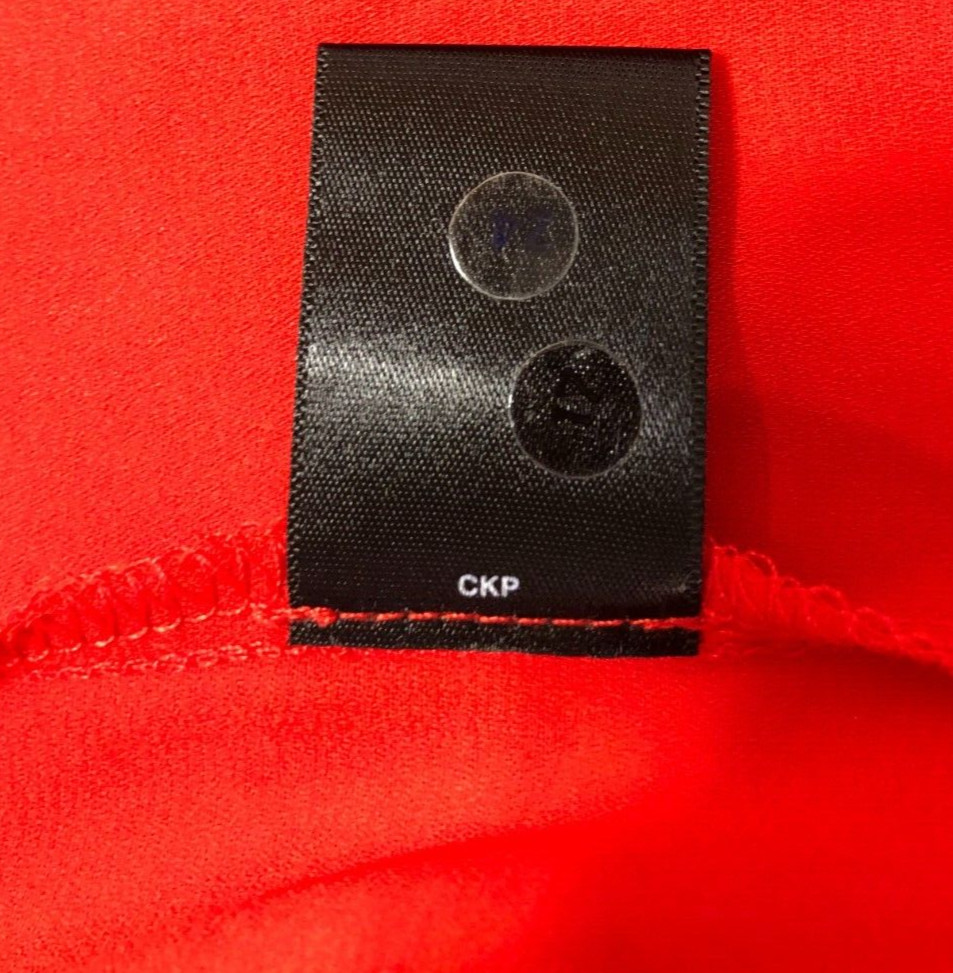 NWT Bold Elements cut curve cold shoulder round neck shirt red detail M Top