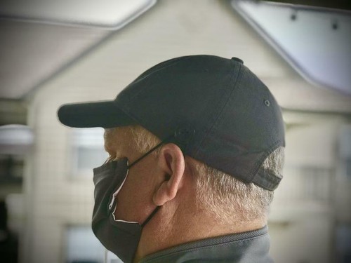 NEW BLACK Ear-RELIEF Hat, Button Mask 