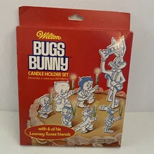 WARNER BROS LOONEY TUNES WILTON BIRTHDAY CAKE CANDLE HOLDER SET 1979 BUGS BUNNY