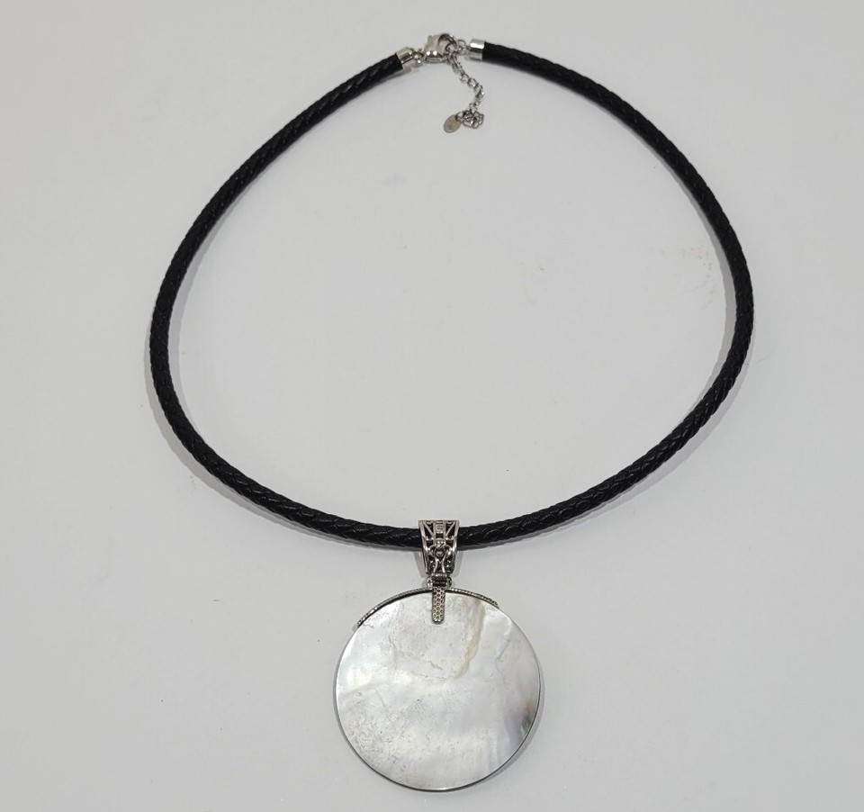 925 Sterling Silver Mother Pearl Shell Pendant Necklace Leather Beach