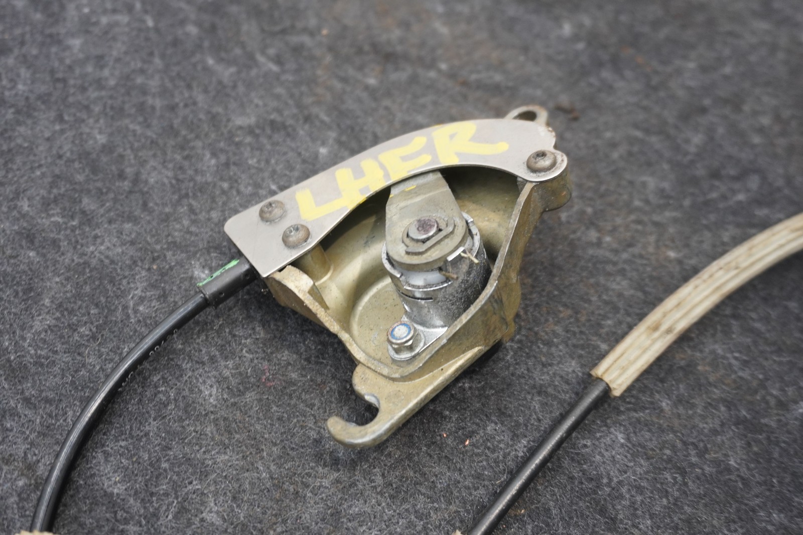Front Left Door Handle Latch Actuator 7G43-226A28-A Aston Martin Vantage 06-16