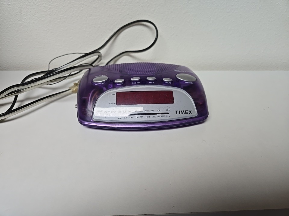 Timex T235P Translucent Purple Nature Sounds AM/FM Alarm Clock Radio Working
